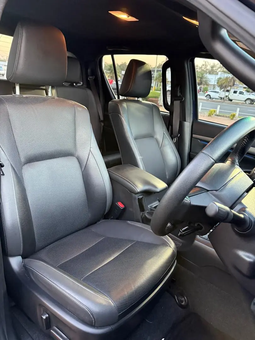 2022 Toyota Hilux Gallery Image 17
