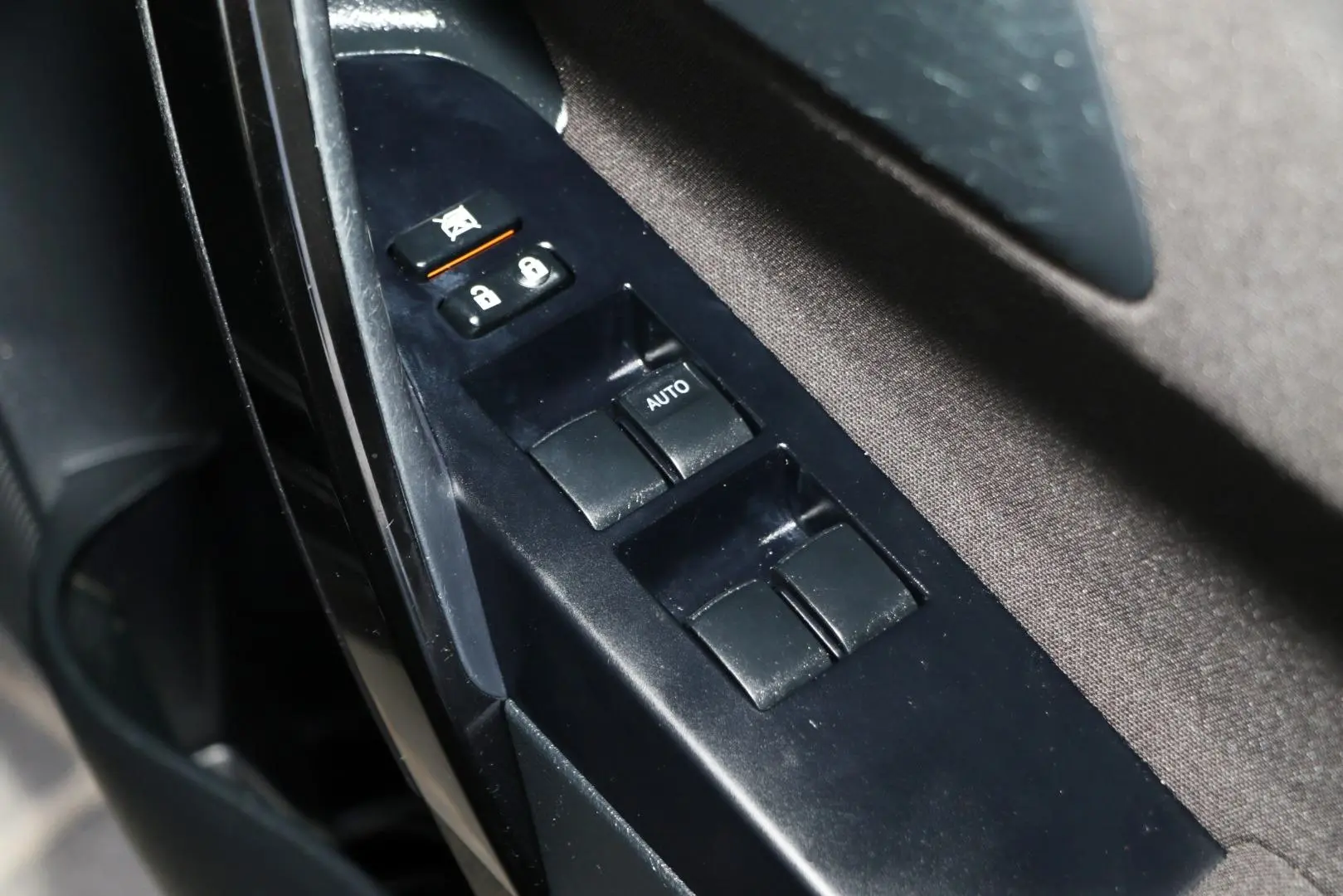 2018 Toyota Corolla Gallery Image 18