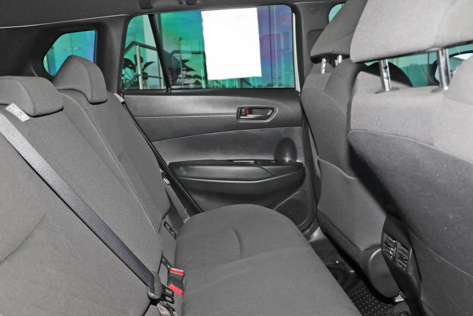 2023 Toyota Corolla Cross Gallery Image 8