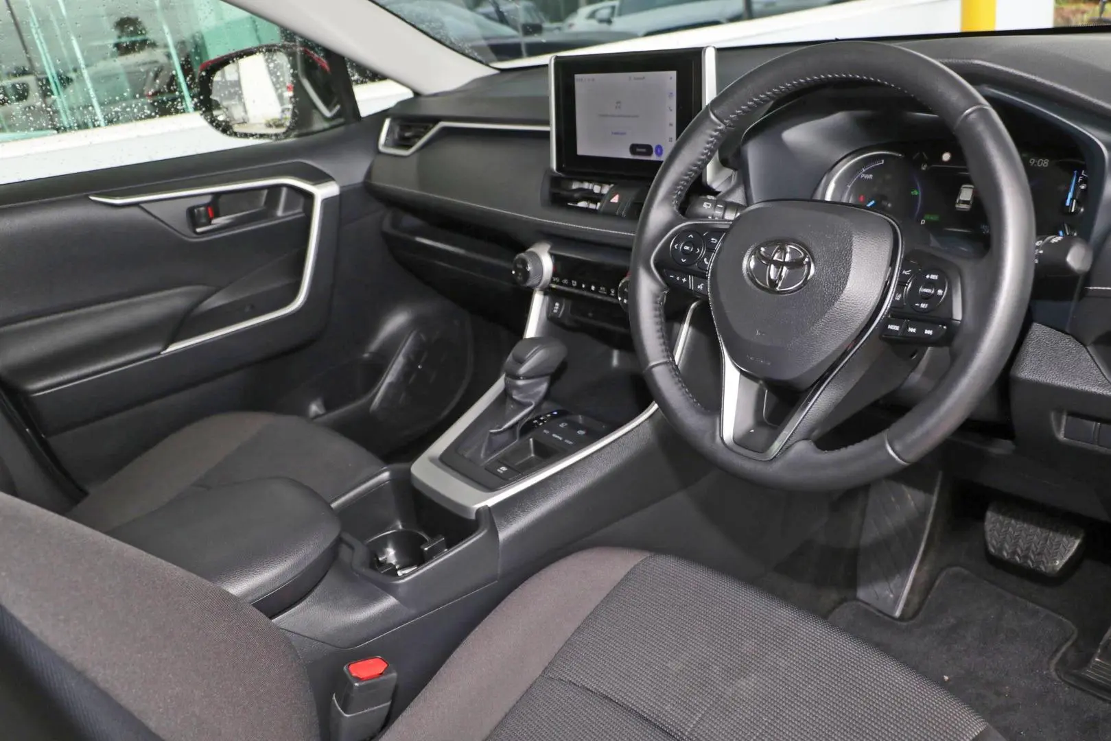 2025 Toyota RAV4 Gallery Image 6