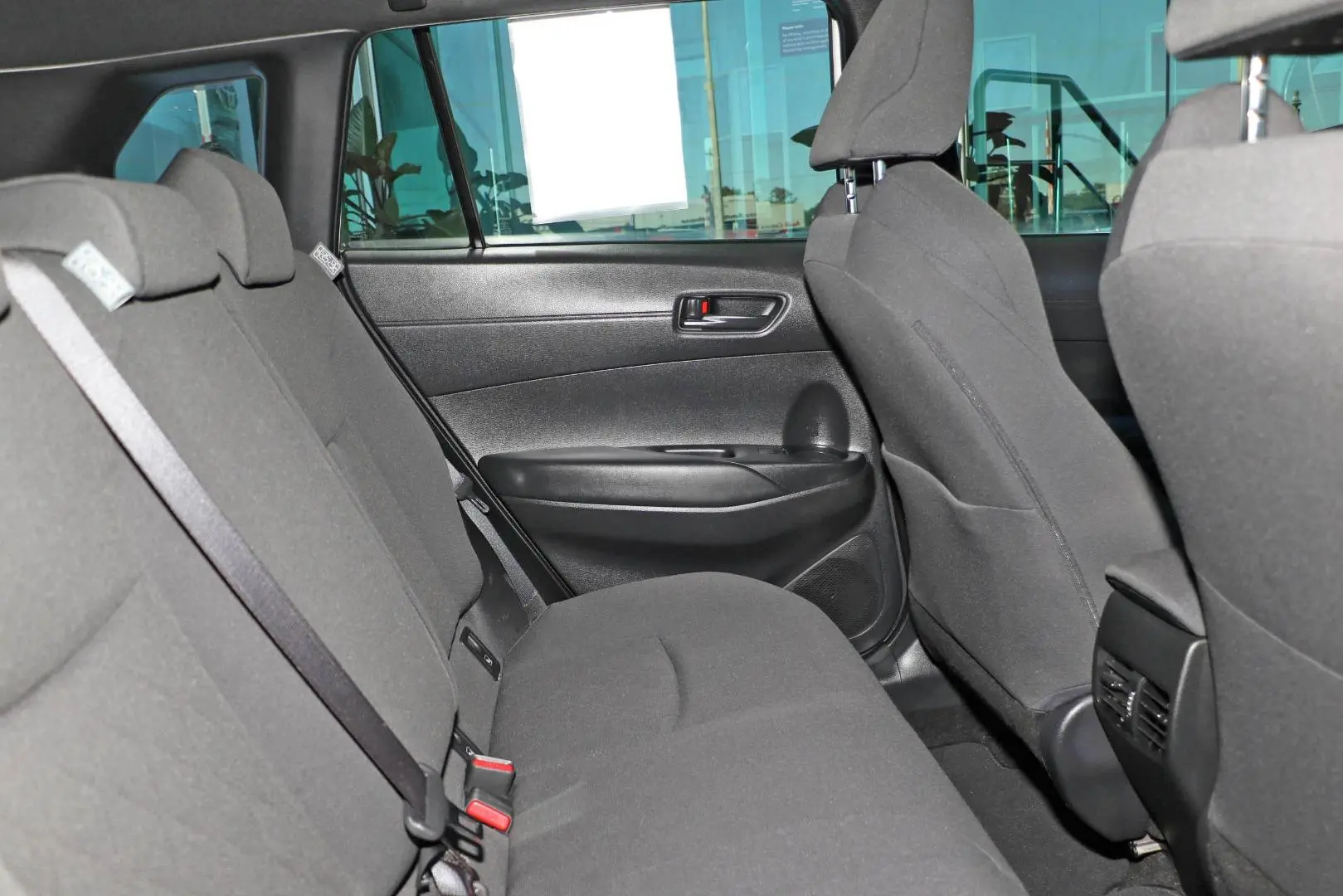 2024 Toyota Corolla Cross Gallery Image 11