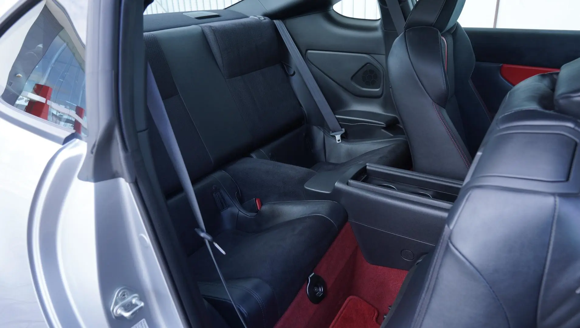 2025 Toyota GR86 Gallery Image 17