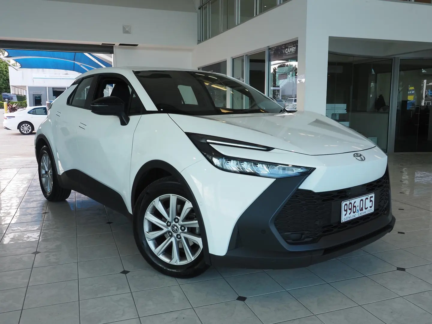2024 Toyota C-HR Gallery Image 1
