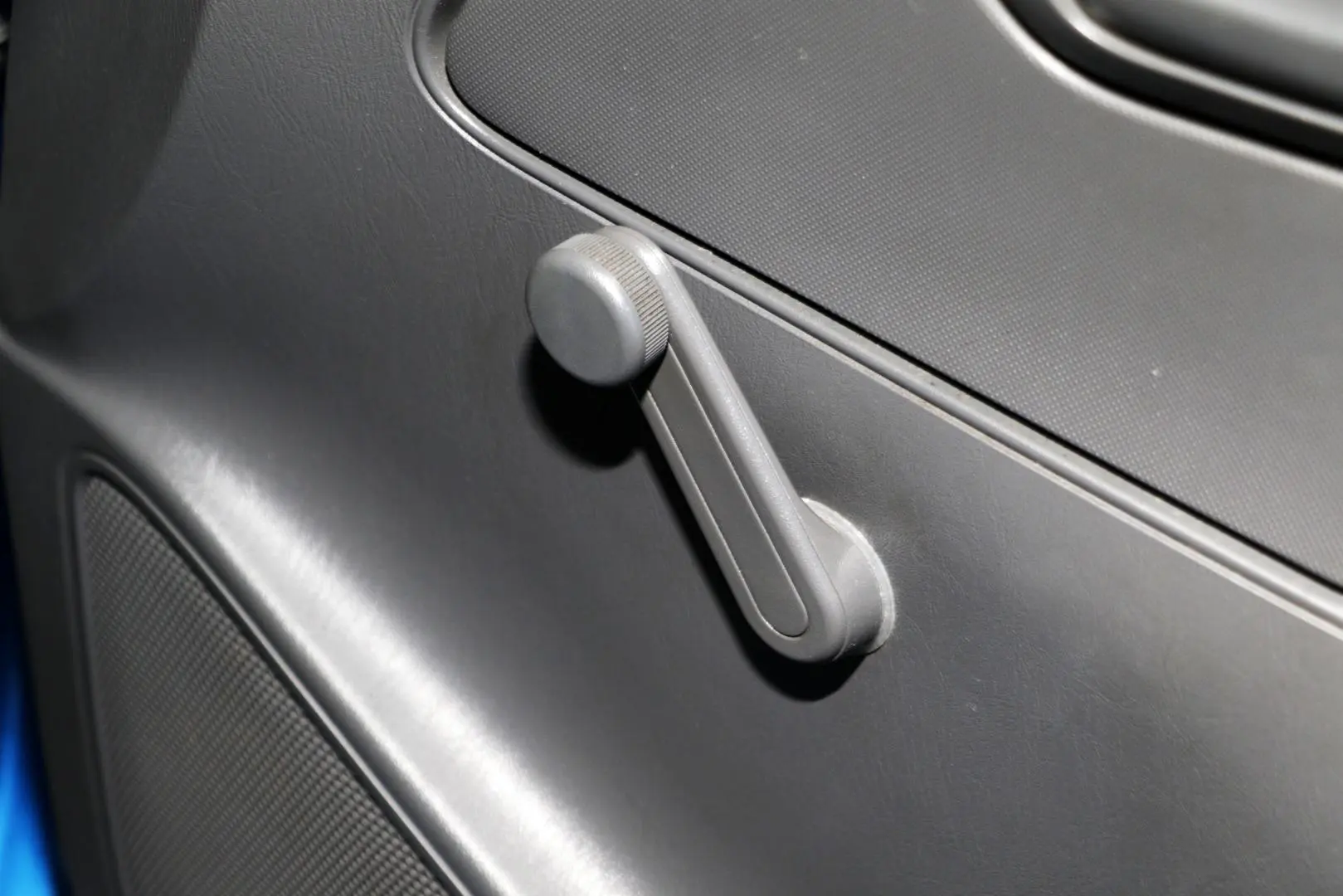 2013 Toyota Hilux Gallery Image 15