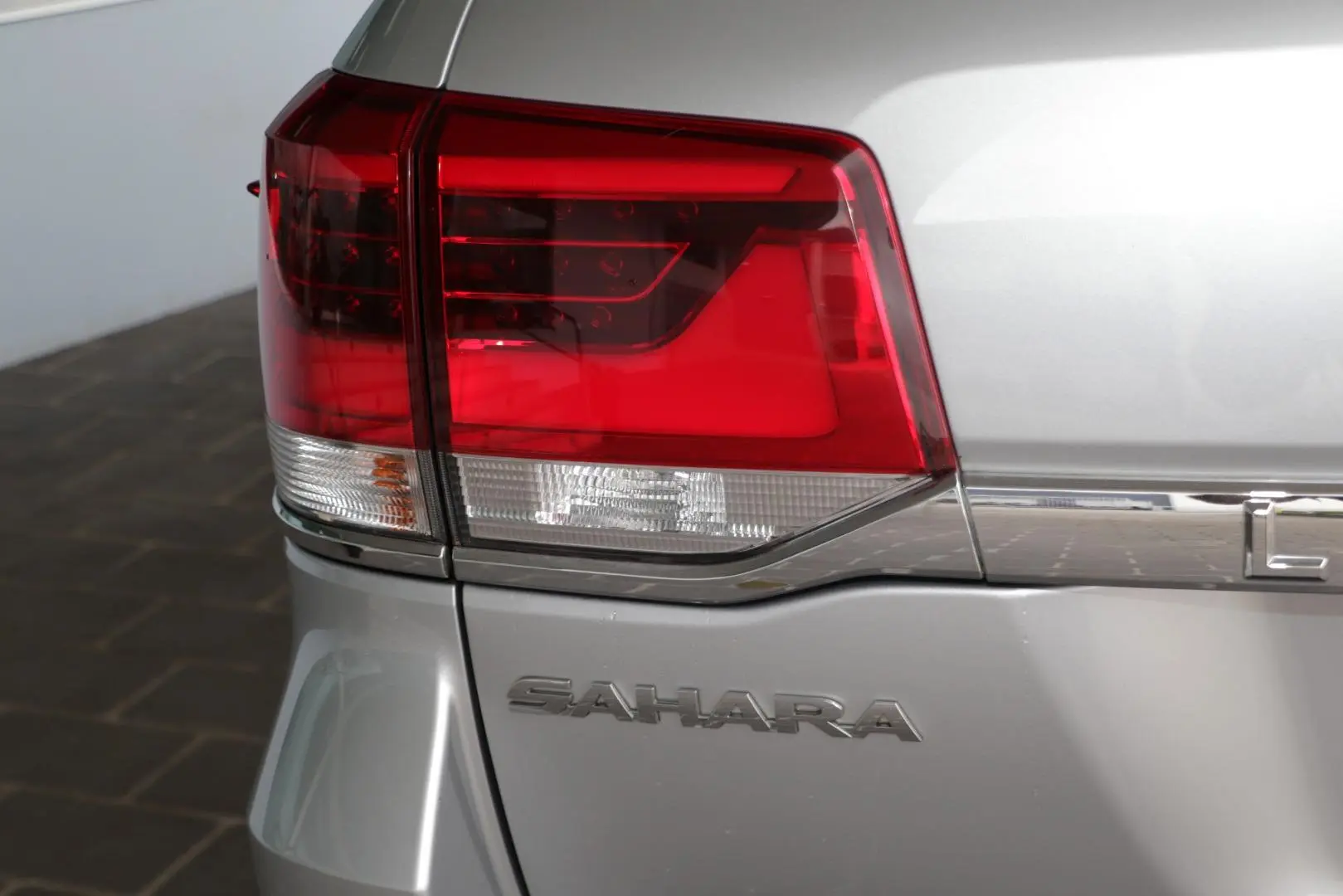 2018 Toyota Landcruiser Gallery Image 25