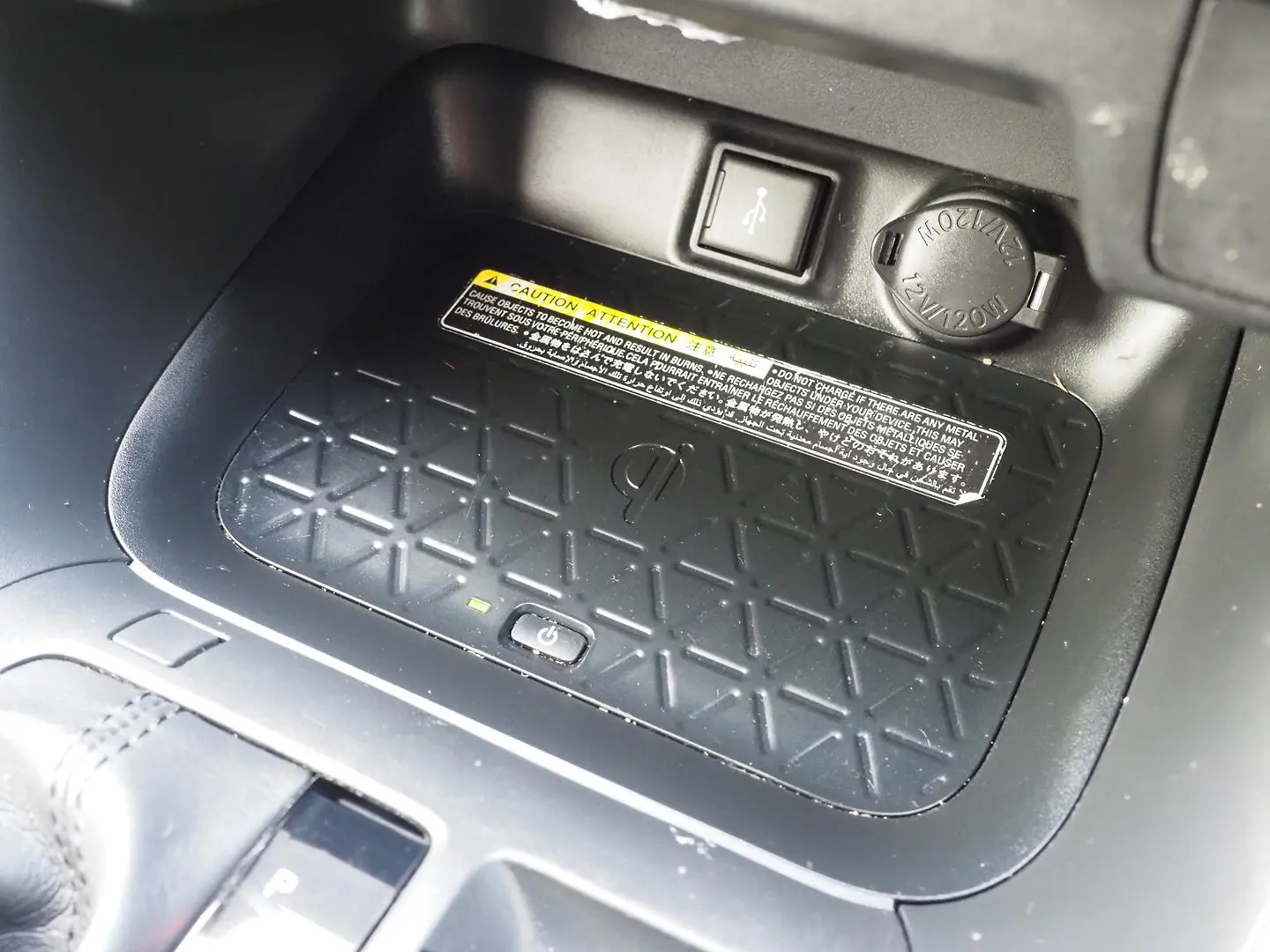 2020 Toyota RAV4 Gallery Image 25