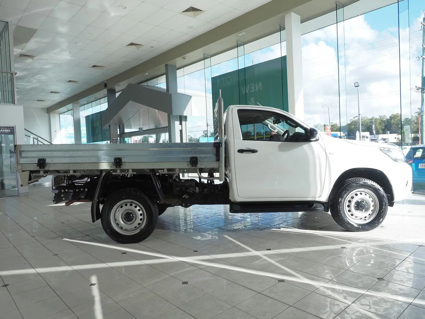 2021 Toyota Hilux Gallery Image 6