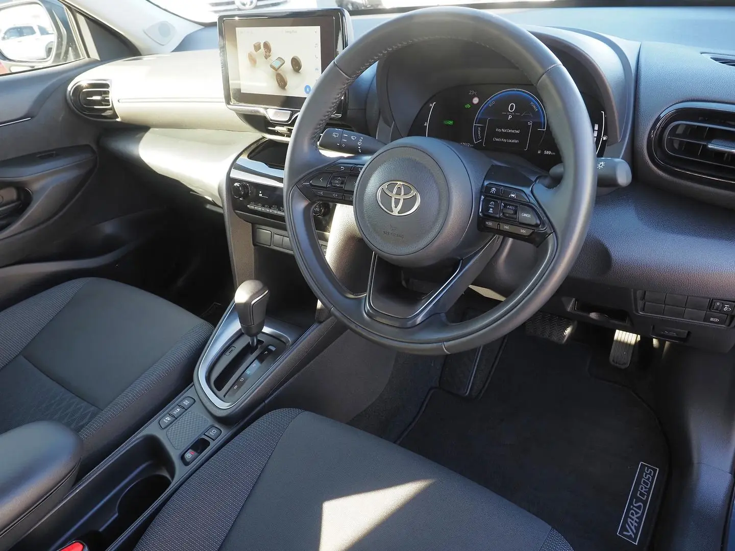 2025 Toyota Yaris Cross Gallery Image 4