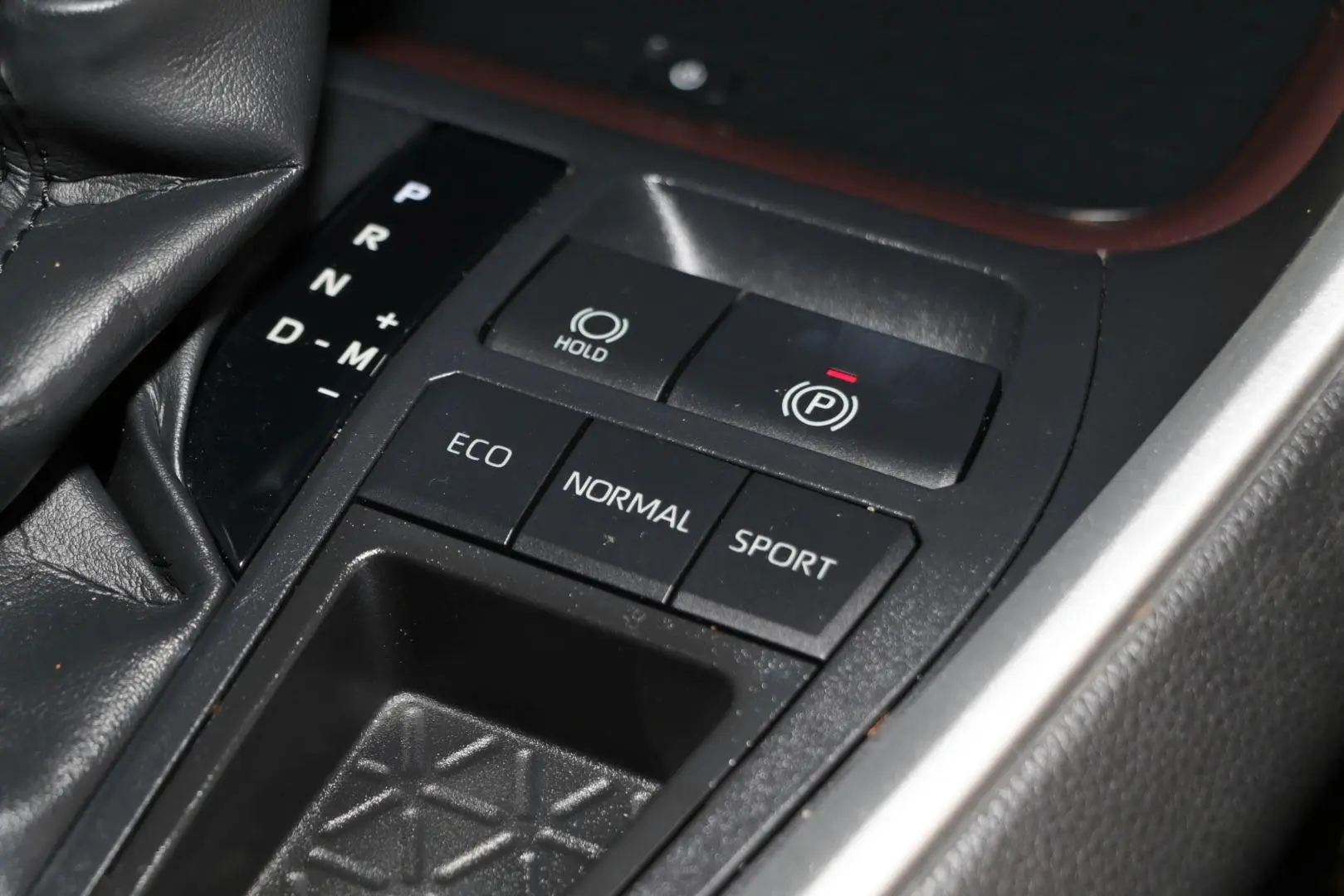 2021 Toyota RAV4 Gallery Image 16
