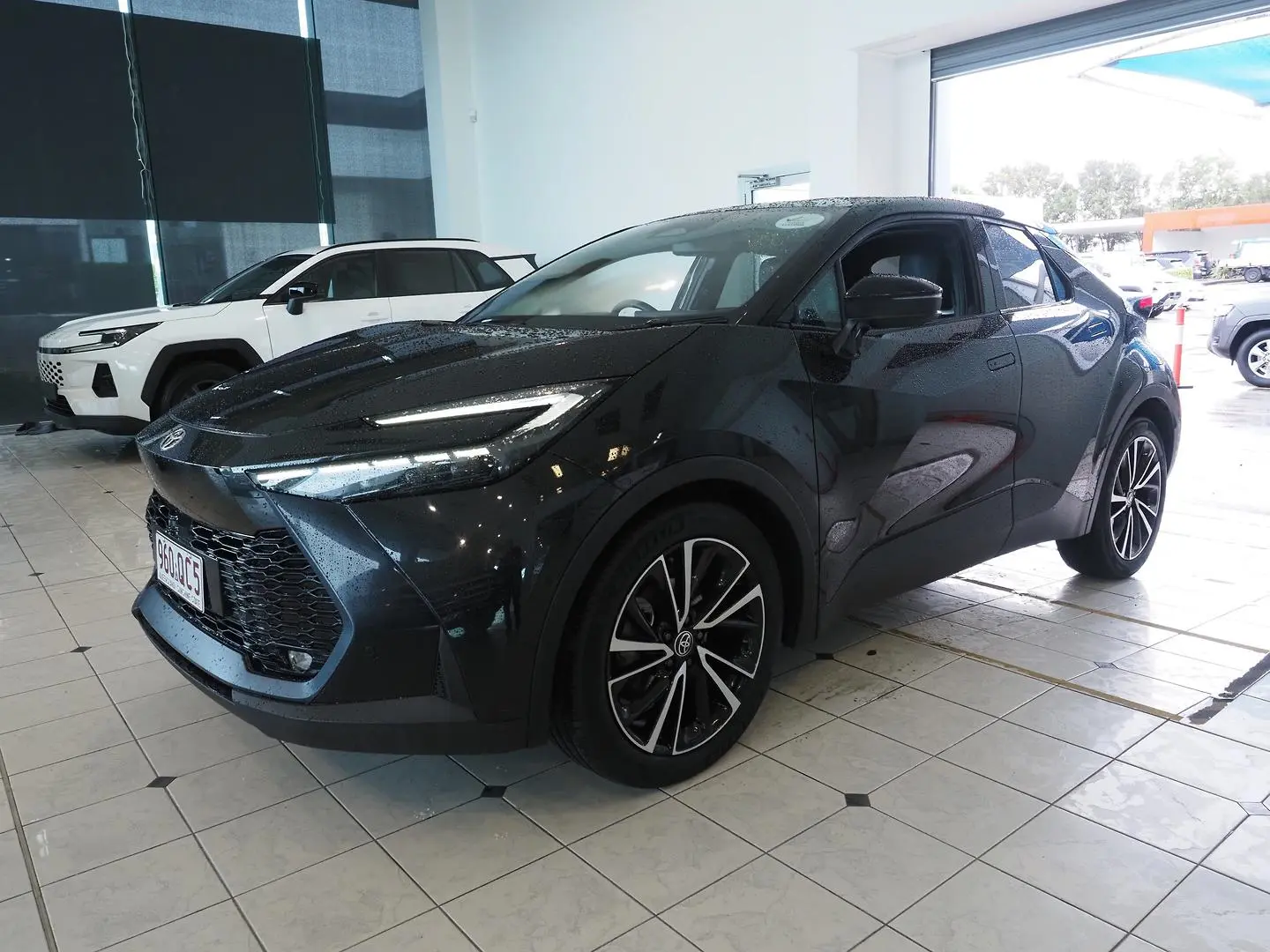 2024 Toyota C-HR Gallery Image 11