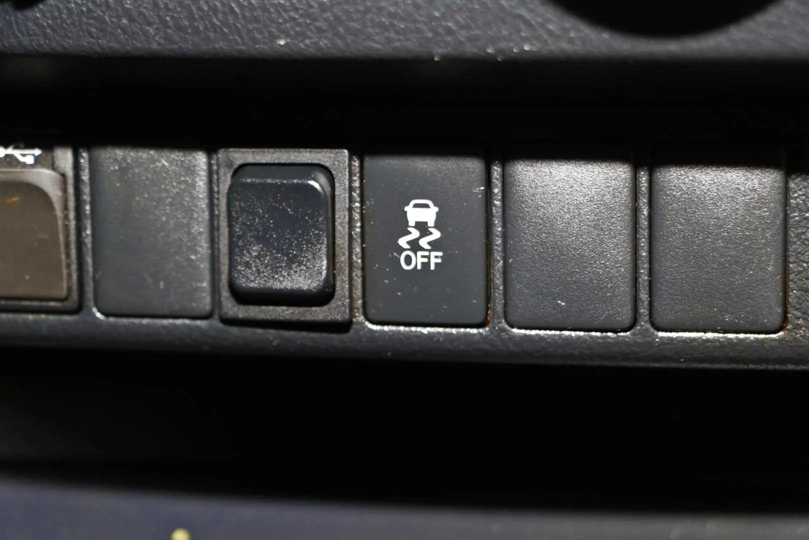 2019 Toyota Hilux Gallery Image 21