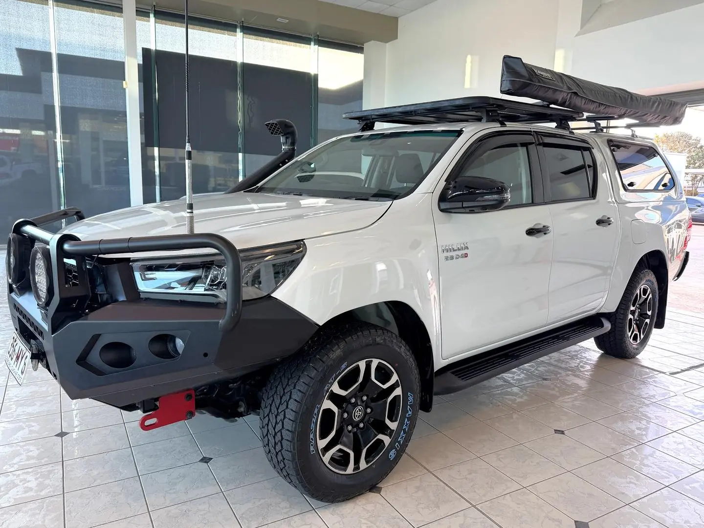 2025 Toyota Hilux Gallery Image 8