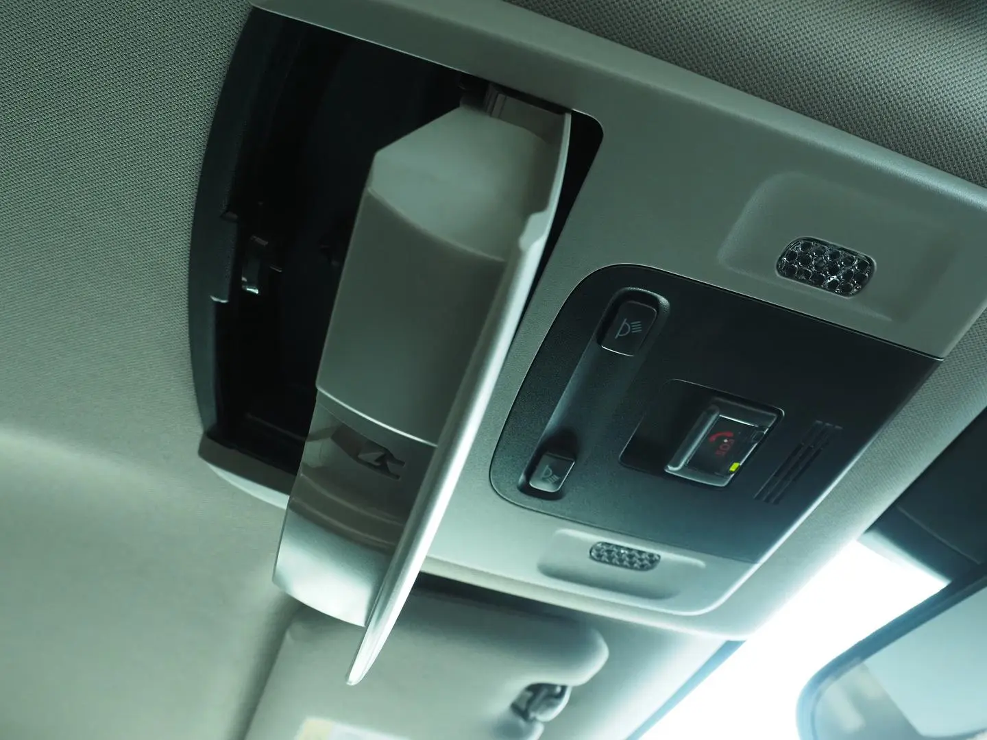 2023 Toyota Camry Gallery Image 26