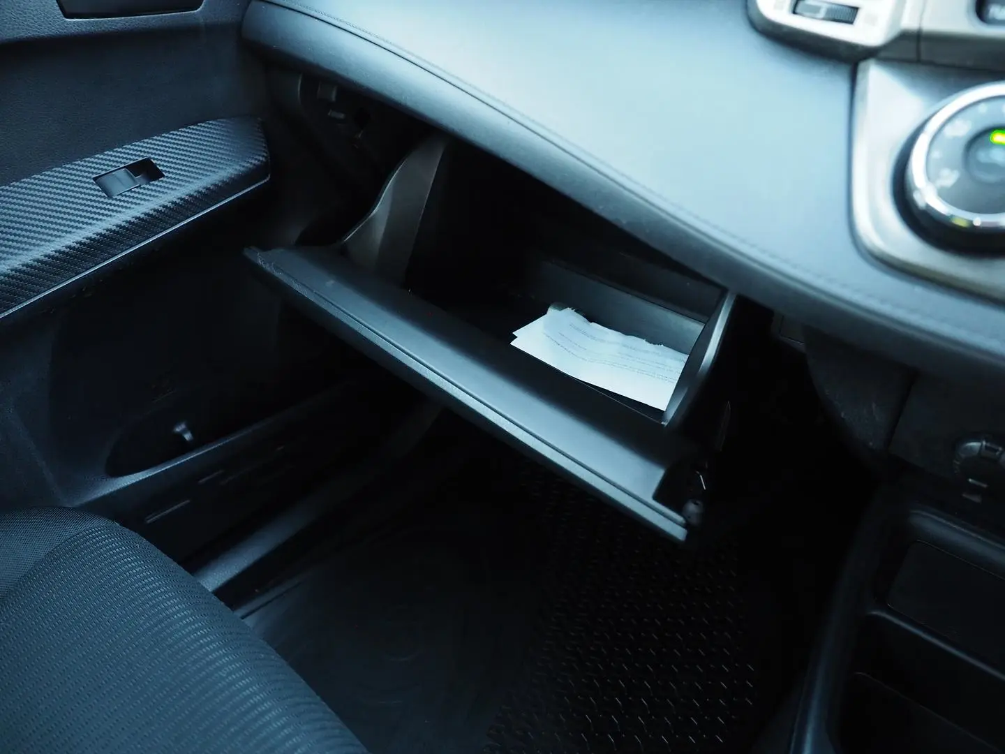 2013 Toyota RAV4 Gallery Image 32