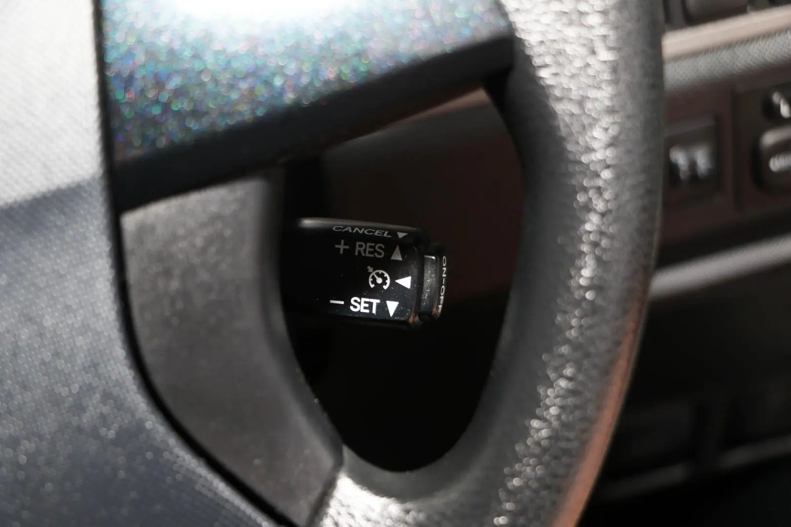 2015 Toyota Tarago Gallery Image 15