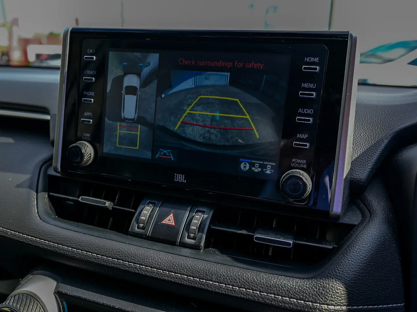 2022 Toyota RAV4 Gallery Image 19