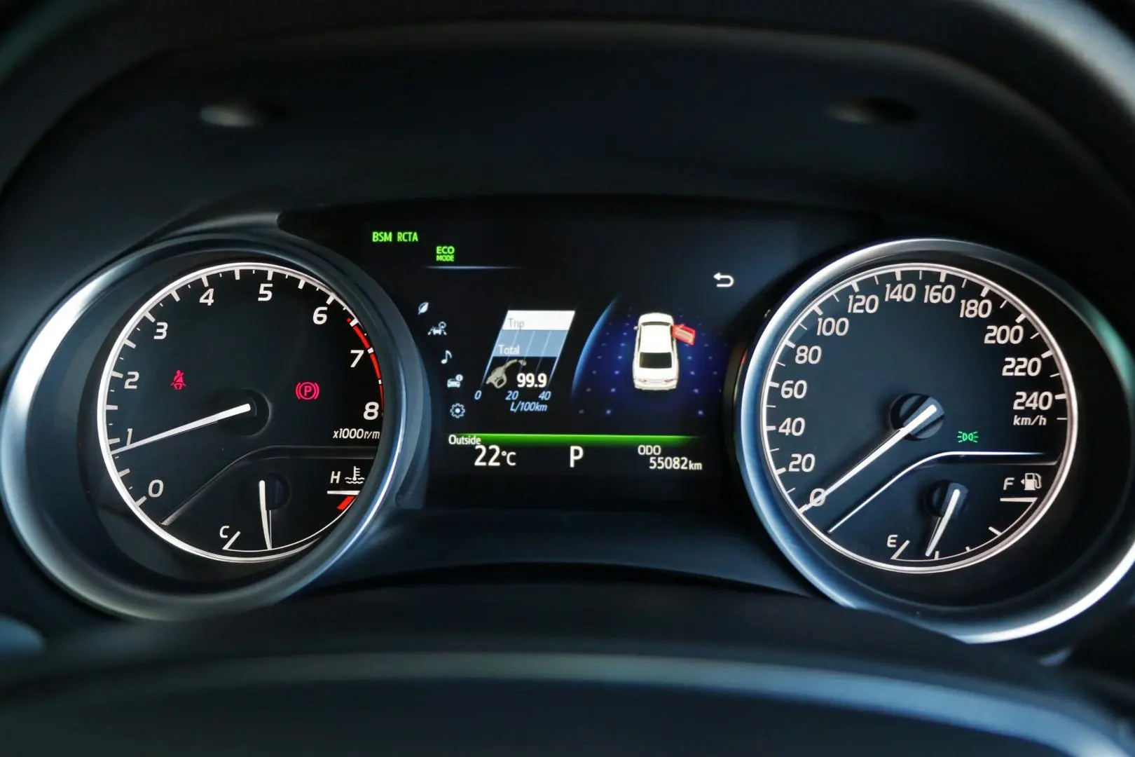 2019 Toyota Camry Gallery Image 15