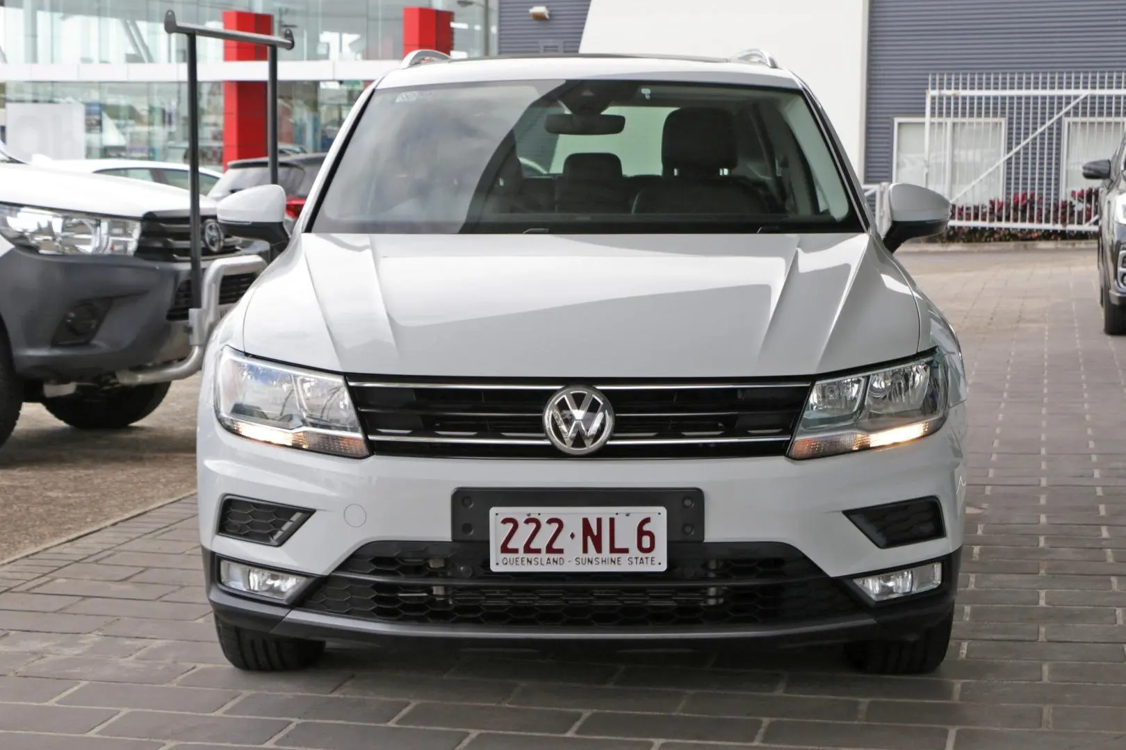 2016 Volkswagen Tiguan Gallery Image 3