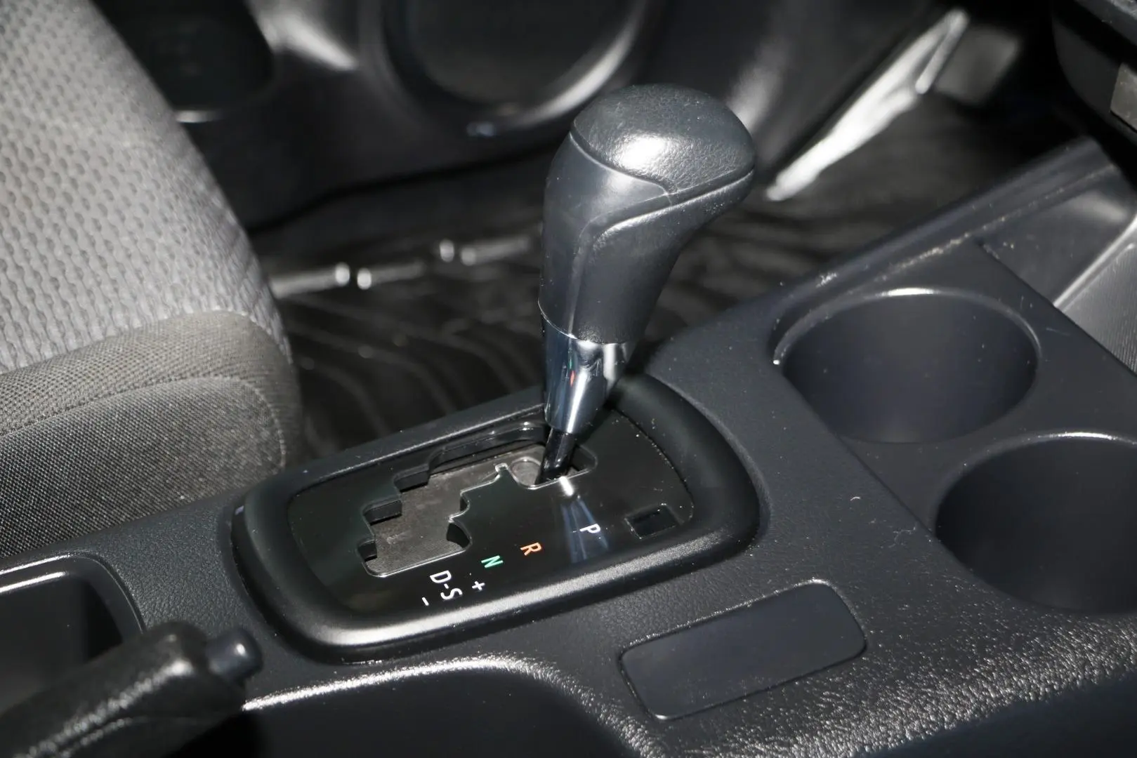2021 Toyota Hilux Gallery Image 11