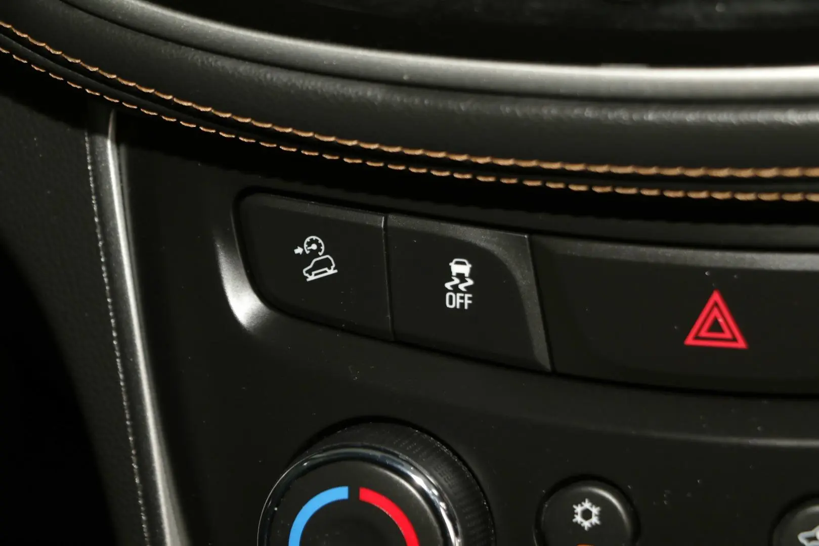 2018 Holden Trax Gallery Image 14