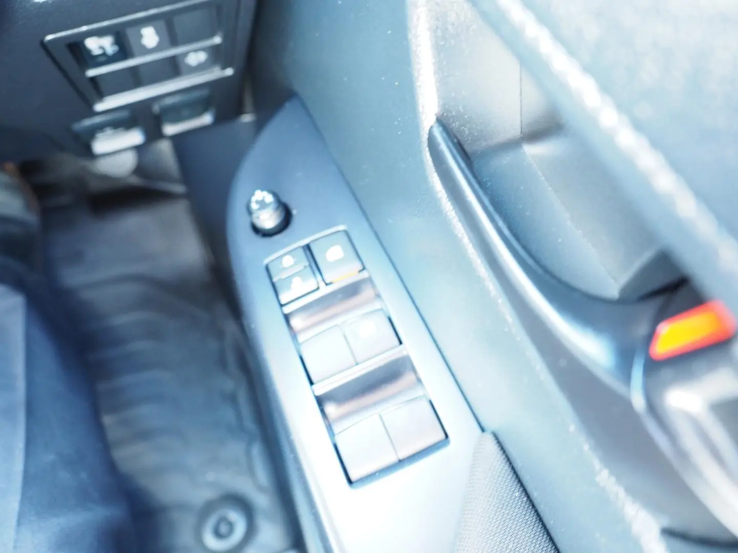 2022 Toyota Hilux Gallery Image 32