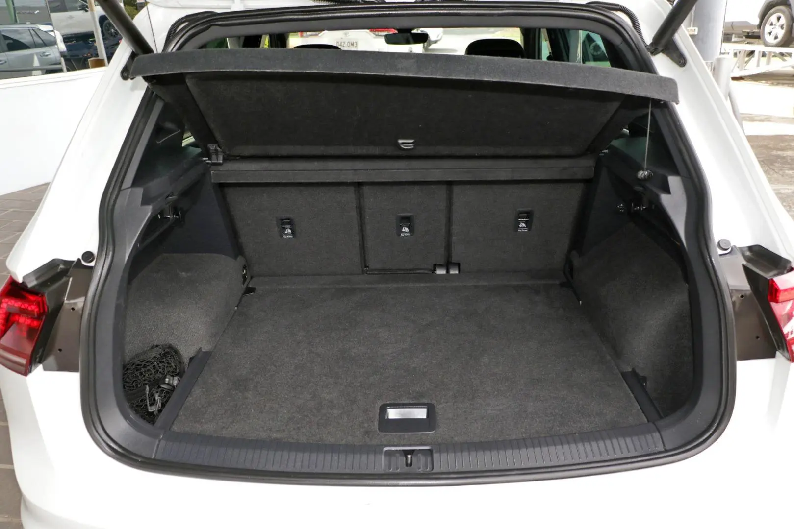 2018 Volkswagen Tiguan Gallery Image 24