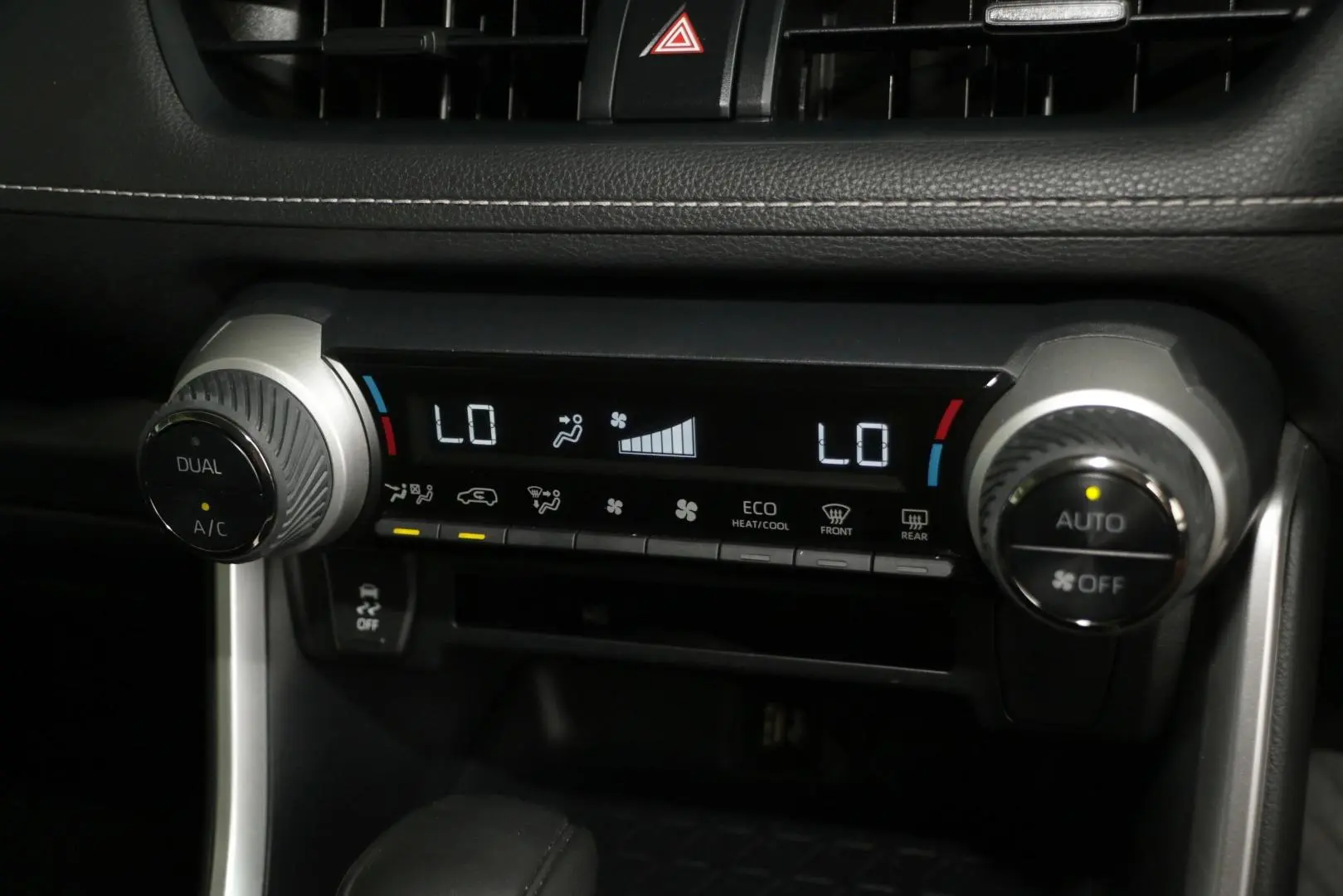 2025 Toyota RAV4 Gallery Image 16