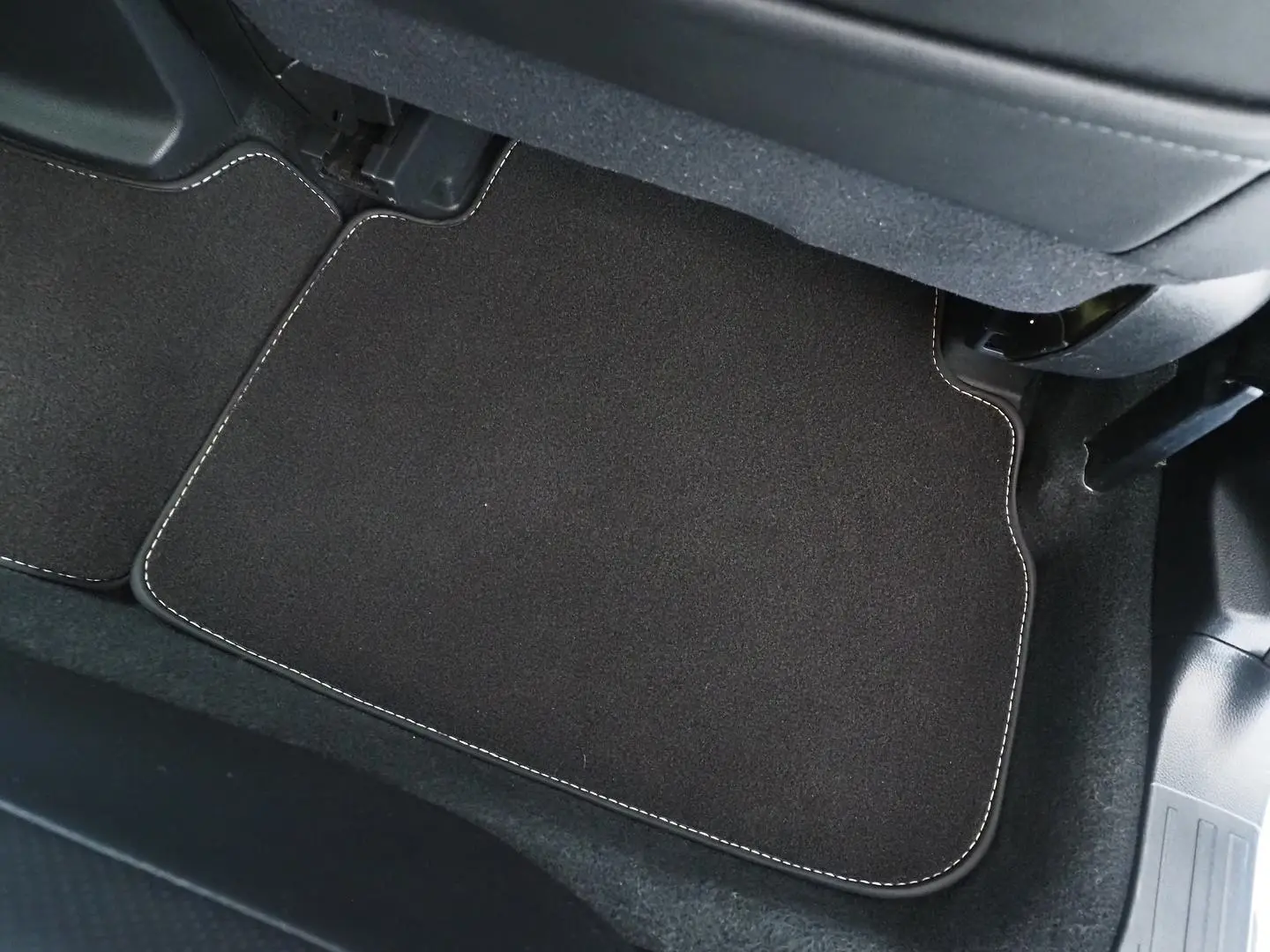 2020 Subaru Forester Gallery Image 15