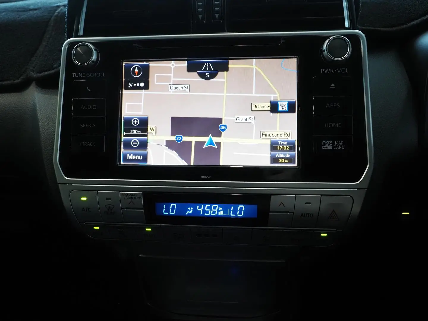 2018 Toyota Landcruiser Prado Gallery Image 24