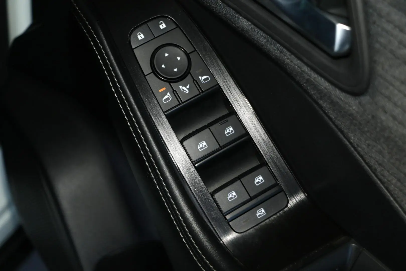 2023 Nissan X-TRAIL Gallery Image 19