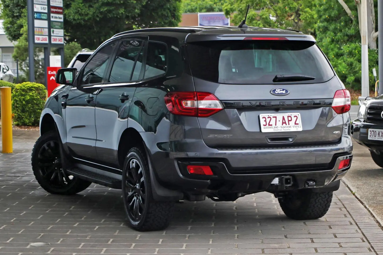 2020 Ford Everest Gallery Image 2