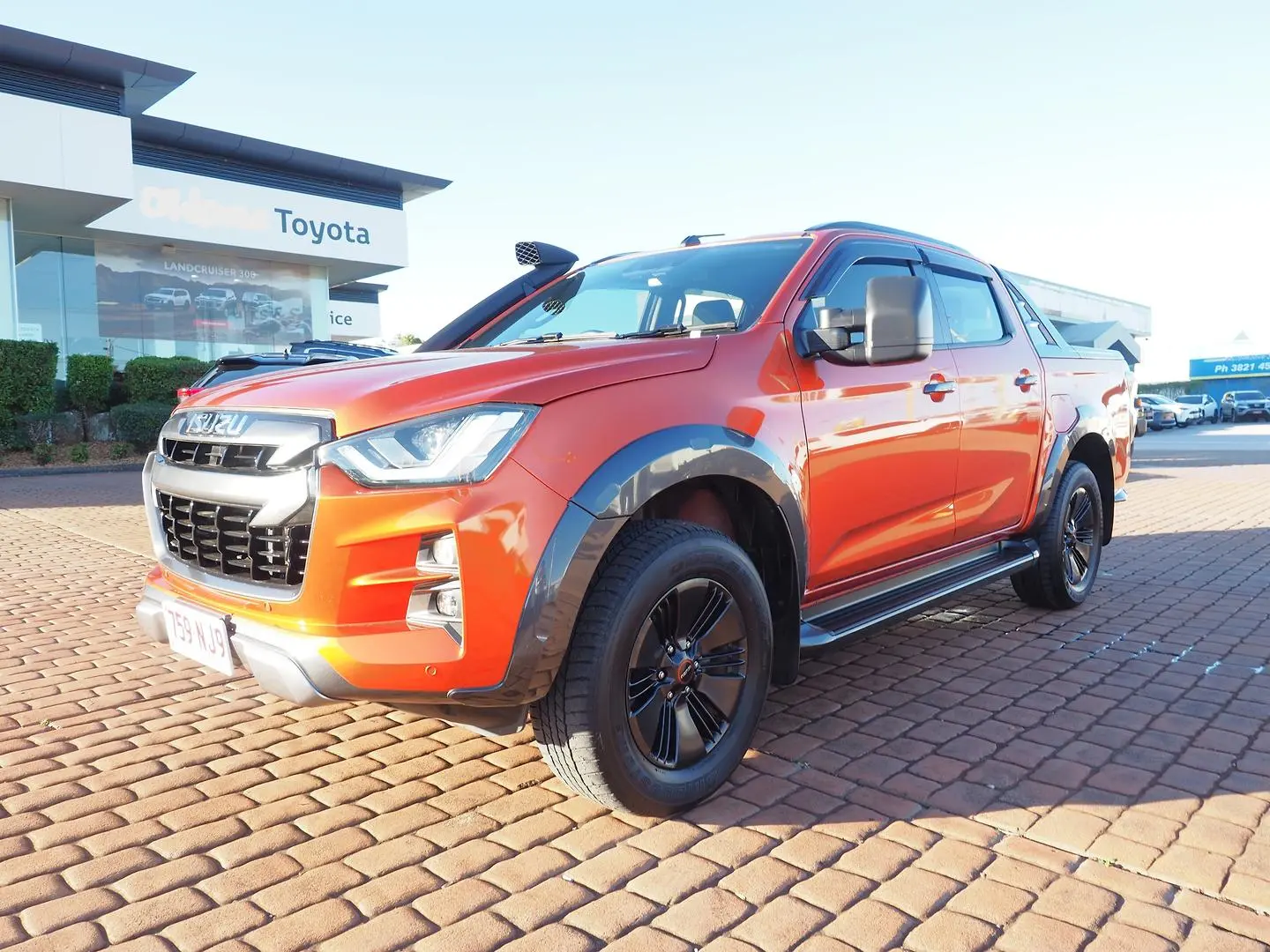 2022 Isuzu D-MAX Gallery Image 11