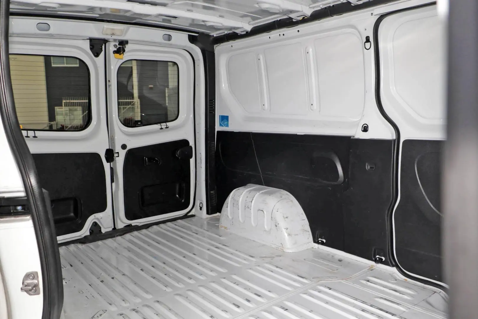 2022 Mitsubishi Express Gallery Image 23