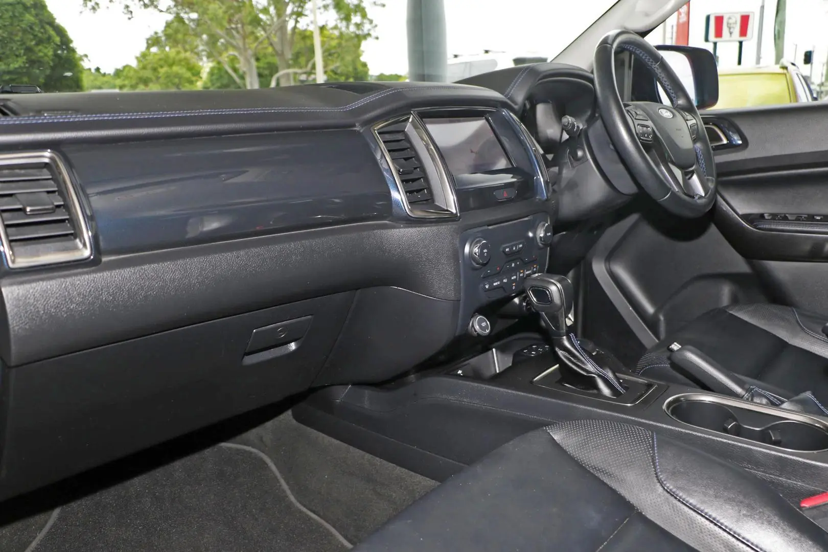 2020 Ford Everest Gallery Image 7