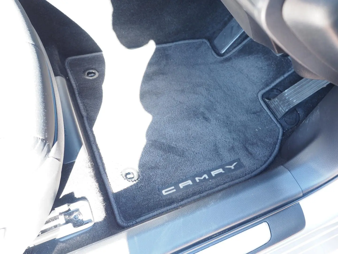 2018 Toyota Camry Gallery Image 22