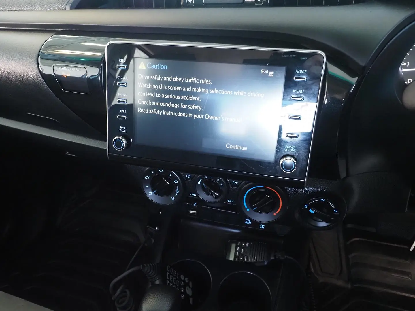 2023 Toyota Hilux Gallery Image 20