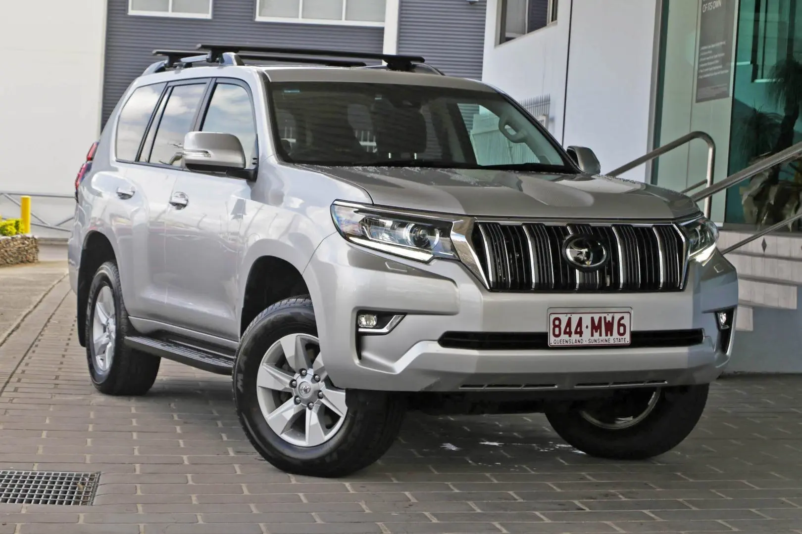 2023 Toyota Landcruiser Prado Gallery Image 1