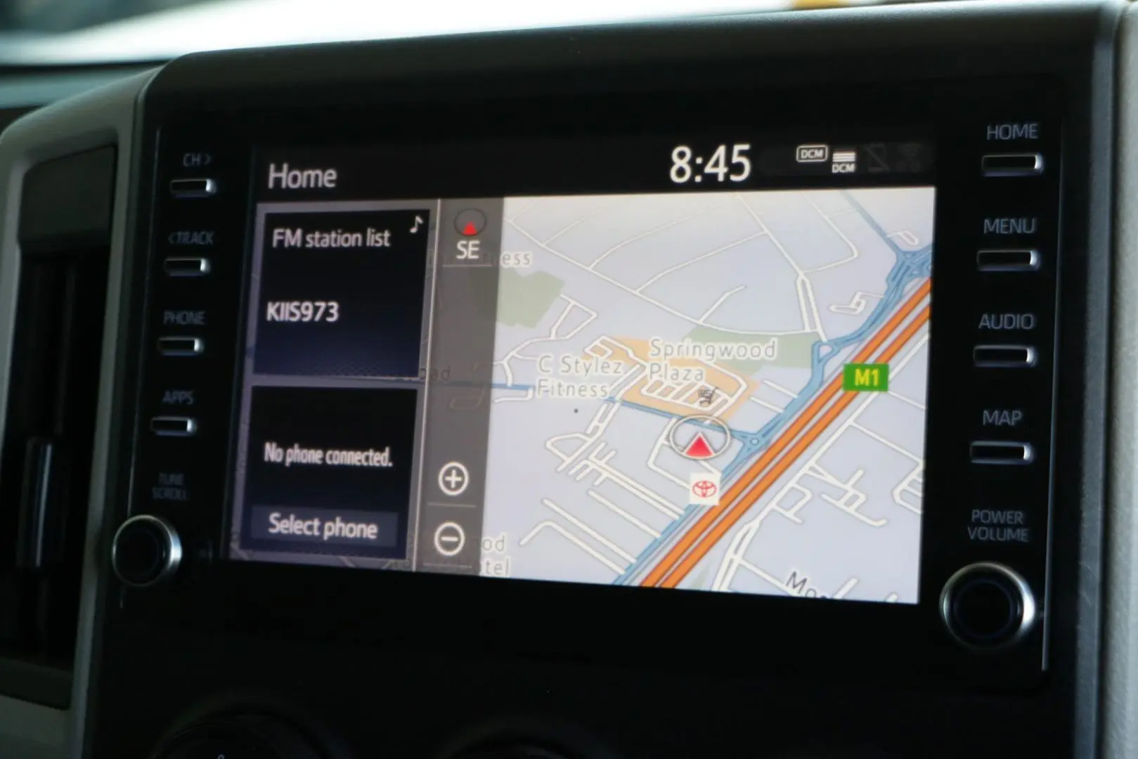 2022 Toyota Hiace Gallery Image 11