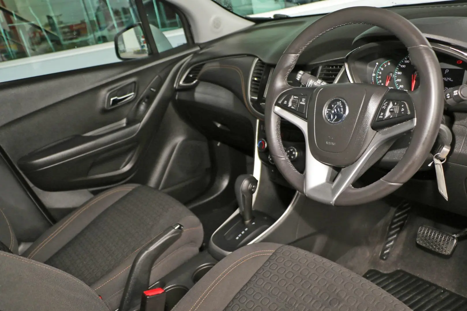 2018 Holden Trax Gallery Image 6