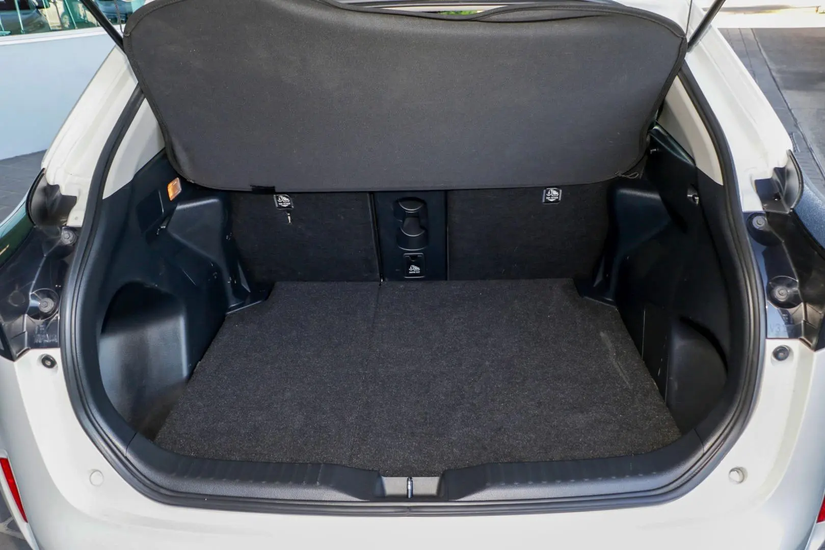 2020 Toyota Yaris Cross Gallery Image 24