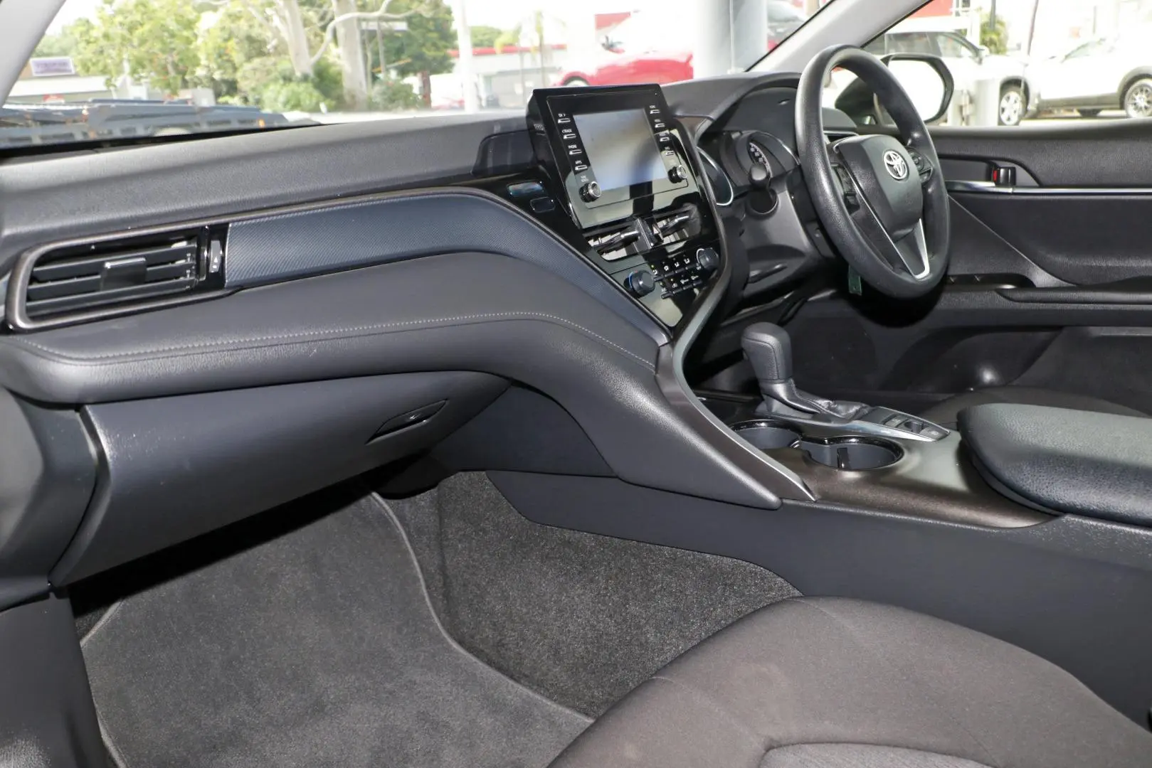 2024 Toyota Camry Gallery Image 7