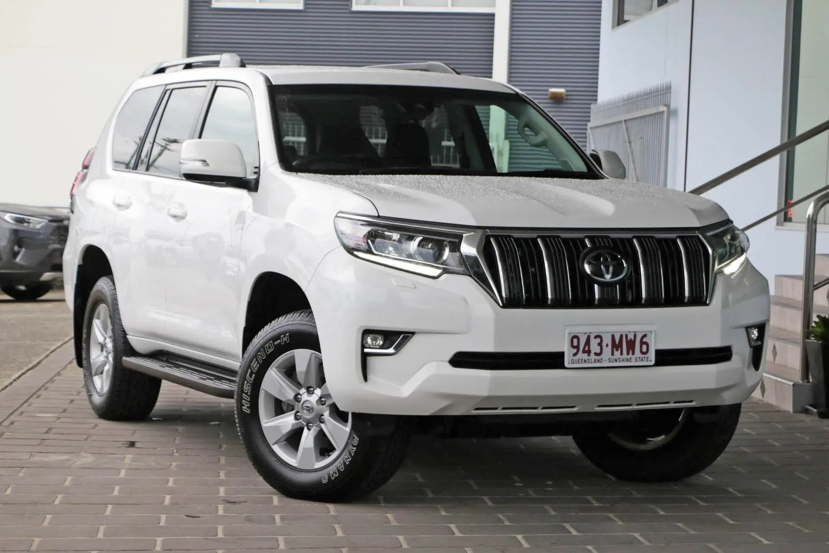 2023 Toyota Landcruiser Prado Gallery Image 3