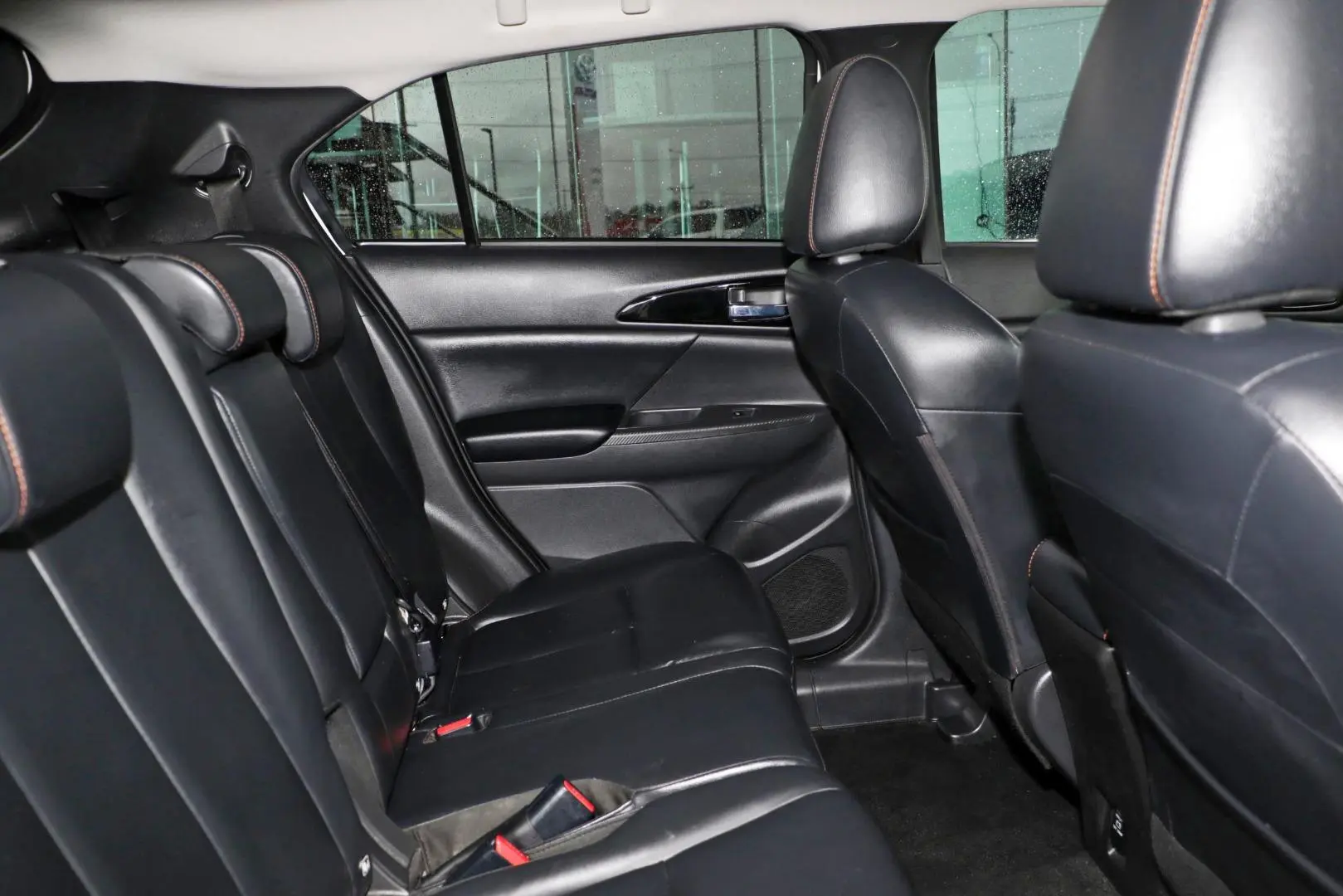 2019 Mitsubishi Eclipse Cross Gallery Image 9