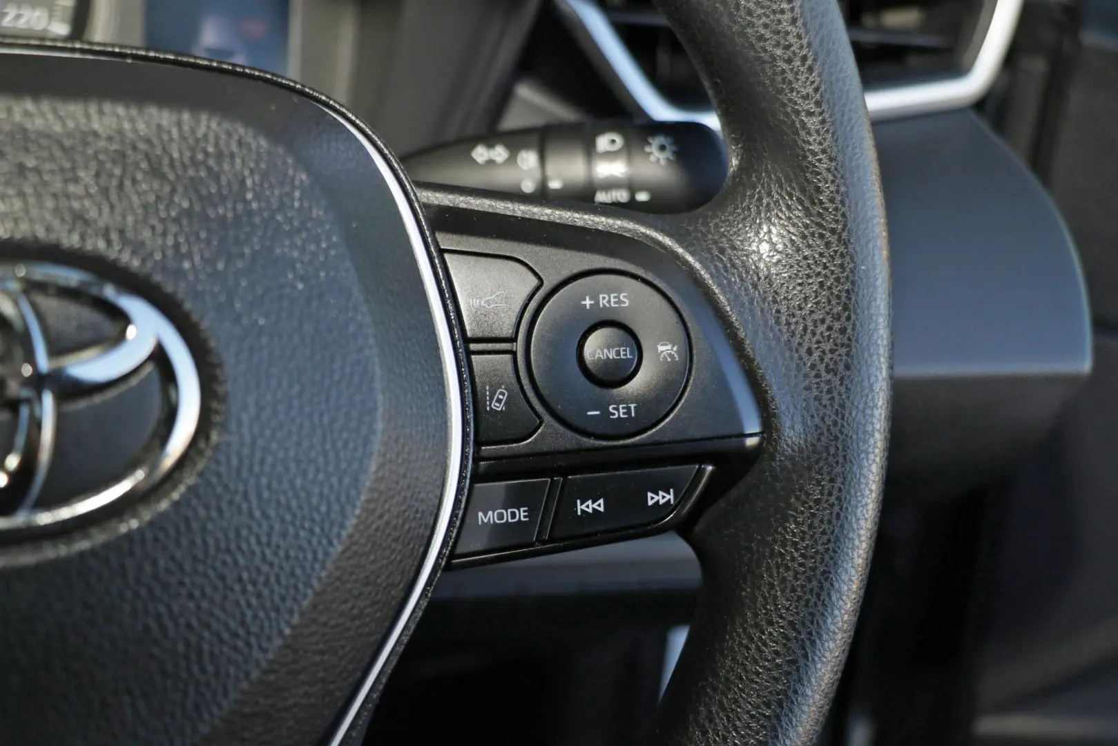 2022 Toyota Corolla Gallery Image 16