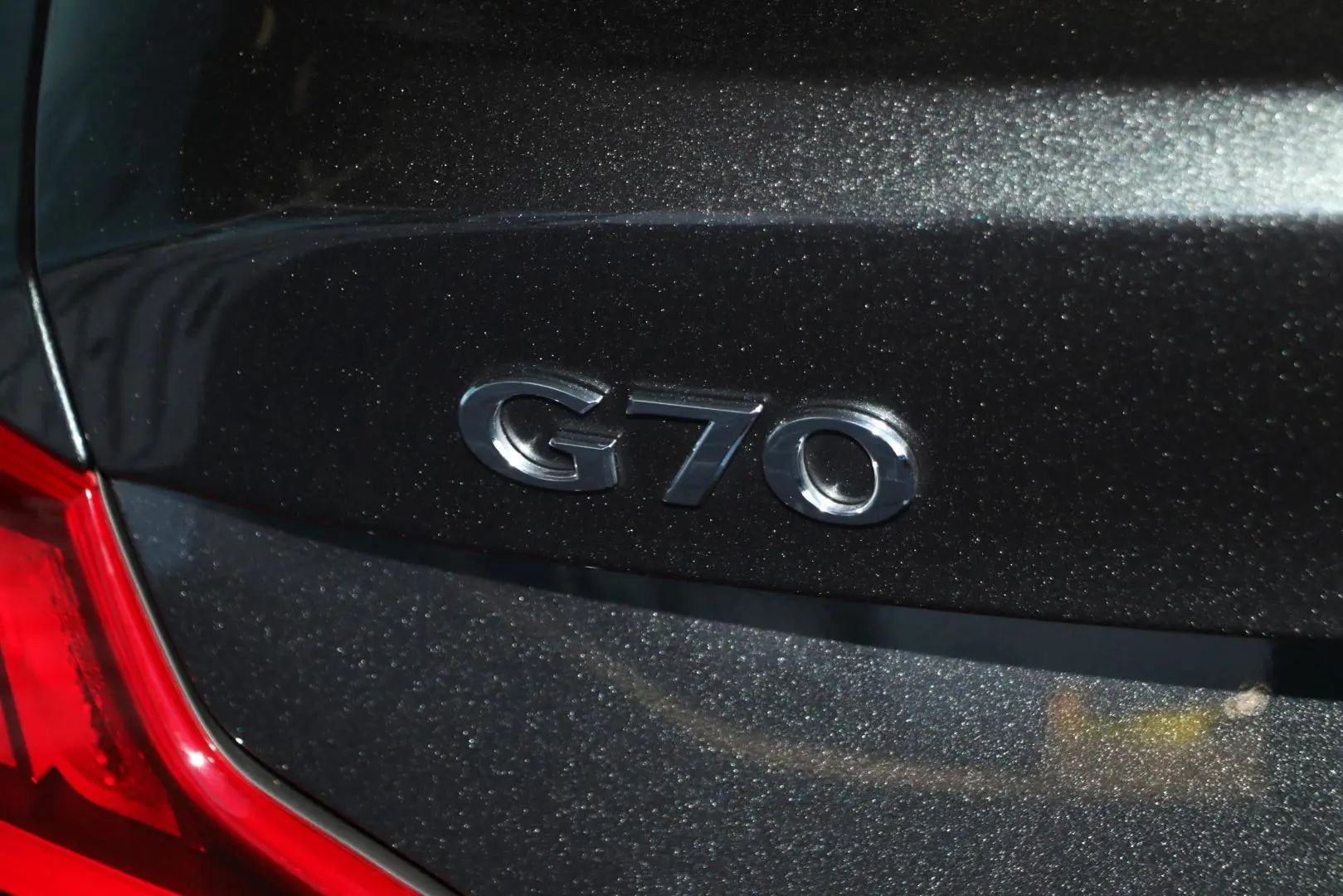 2019 Genesis G70 Gallery Image 20