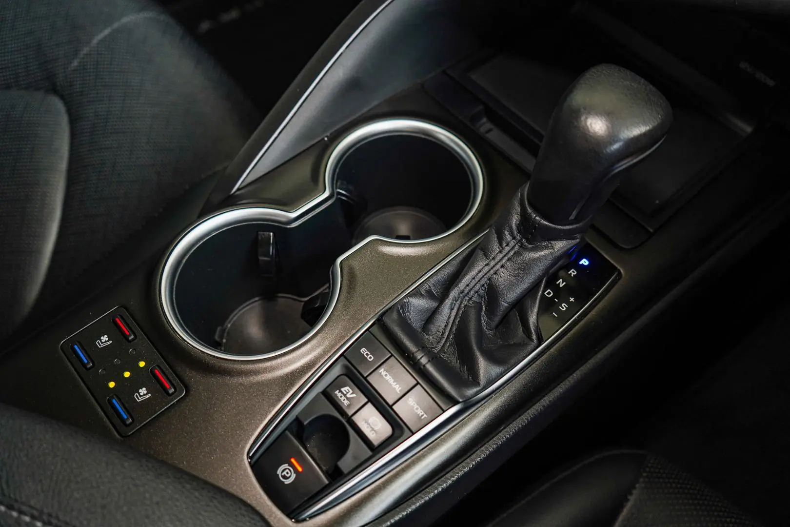 2023 Toyota Camry Gallery Image 15