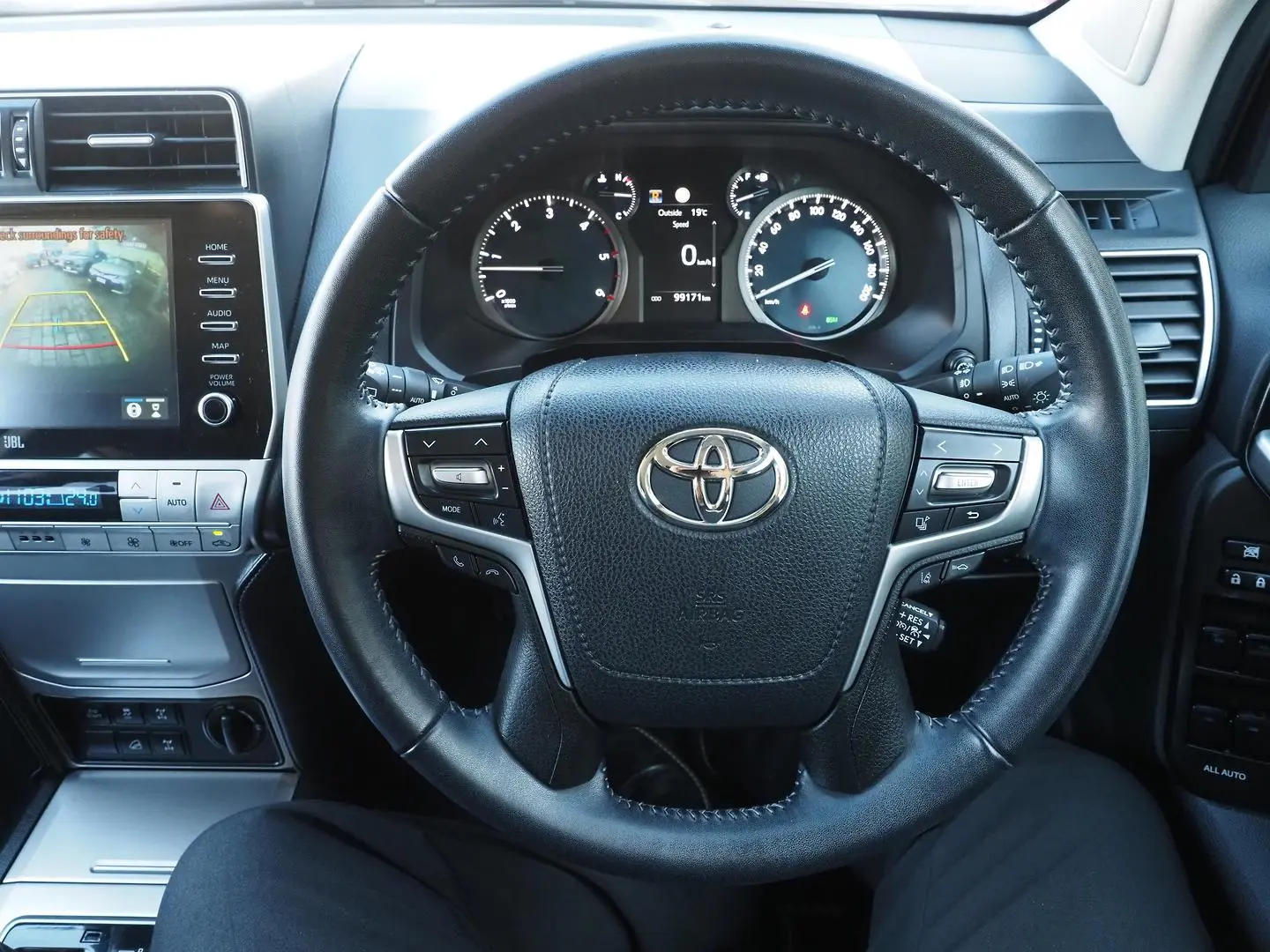 2021 Toyota Landcruiser Prado Gallery Image 26