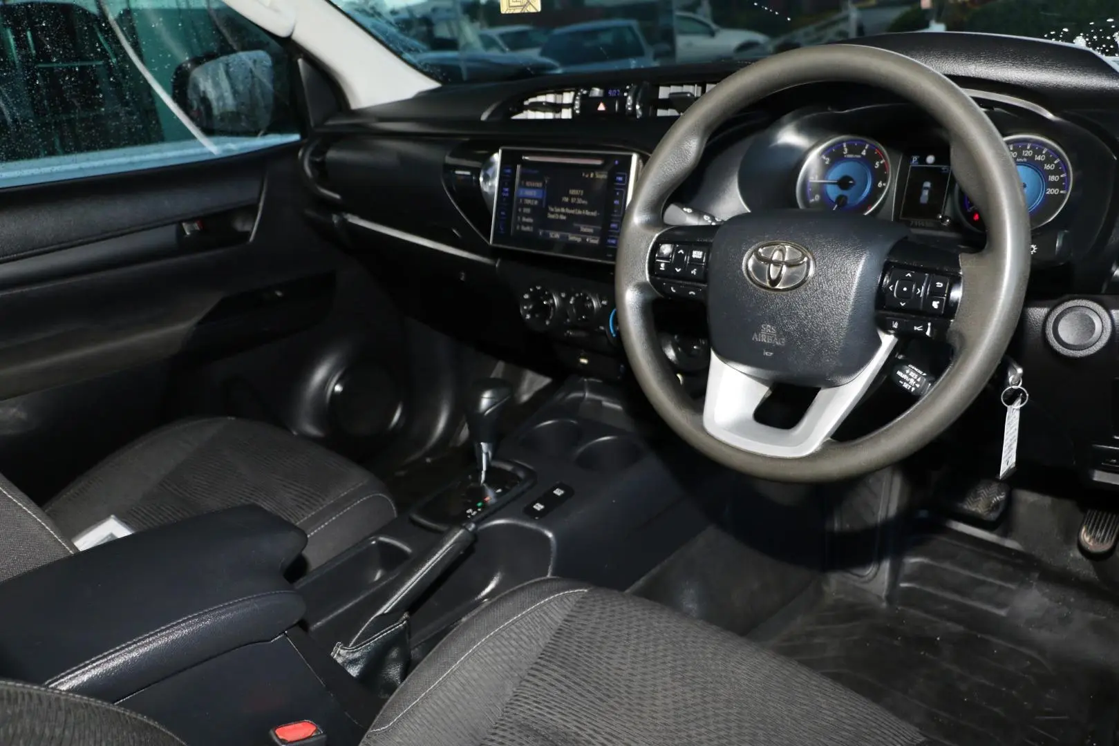 2020 Toyota Hilux Gallery Image 10