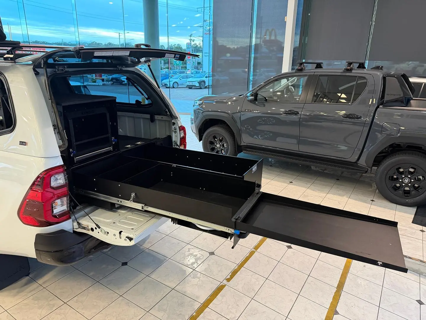 2025 Toyota Hilux Gallery Image 18