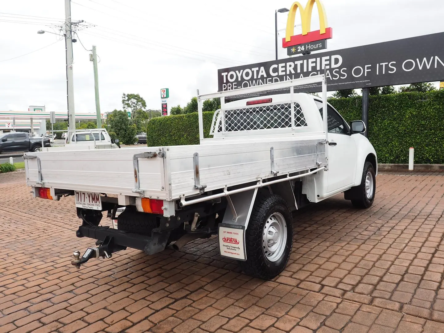 2019 Isuzu D-MAX Gallery Image 3